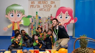 BOAS NOTÍCIAS Programa “Heróis da fruta - lanche escolar saudável", pretende inverter dados considerados…