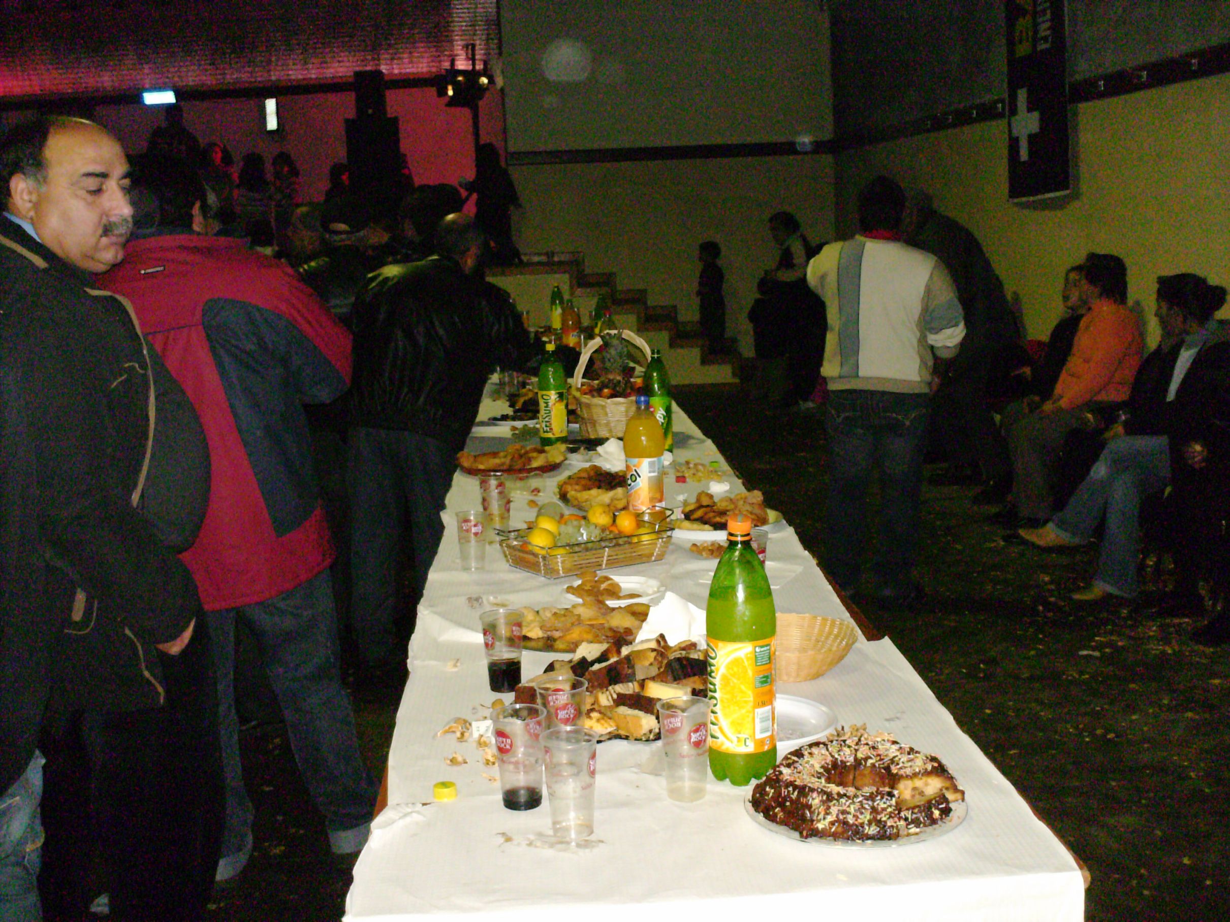 OS MORDOMOS DERAM OS REIS LS MARDOMOS DÓRUN LS REIS Todos ls anhos ls mardomos de la fiesta de Santa Barbela…