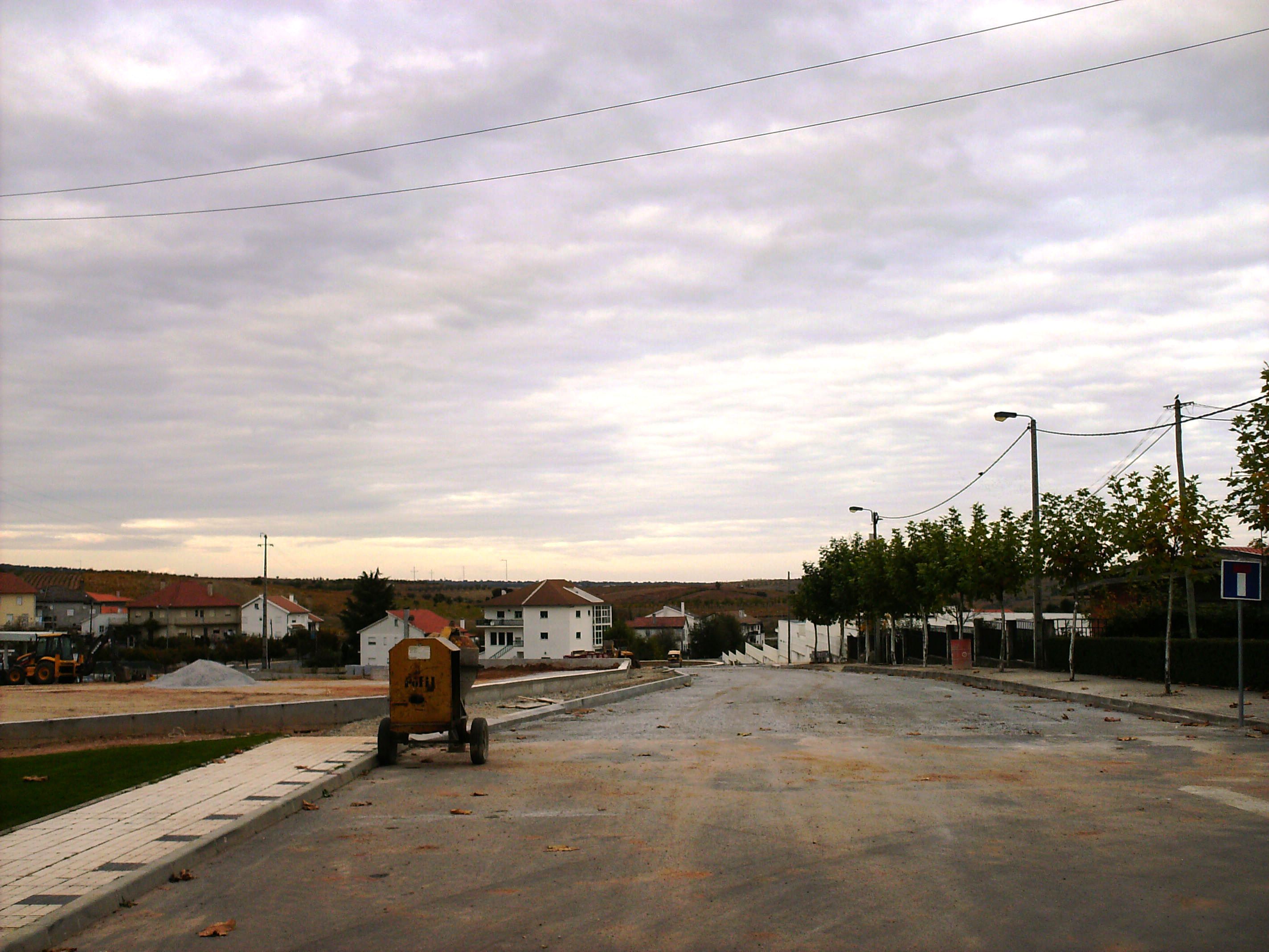 OBRAS É O QUE FAZ FALTA OBRAS YE L QUE FAÇ FALTA L HOIJE alhá bai andando i bendo i mostrando i screbindo…