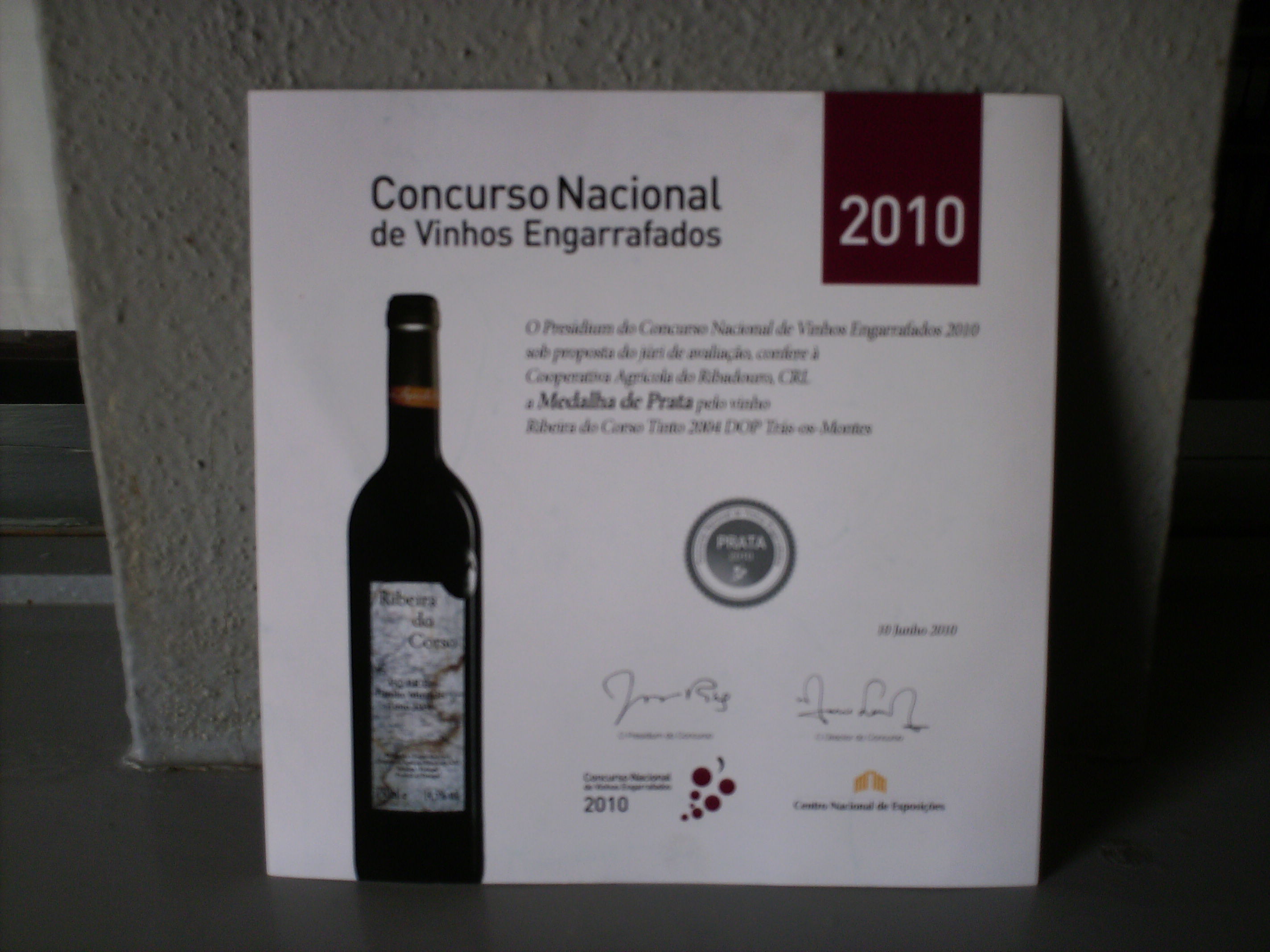 MAIS UMA MEDALHA PARA OS VINHOS DA COOPERATIVA Júri de Eiceléncia abaluou ls melhores binos nacionales Ls 20…