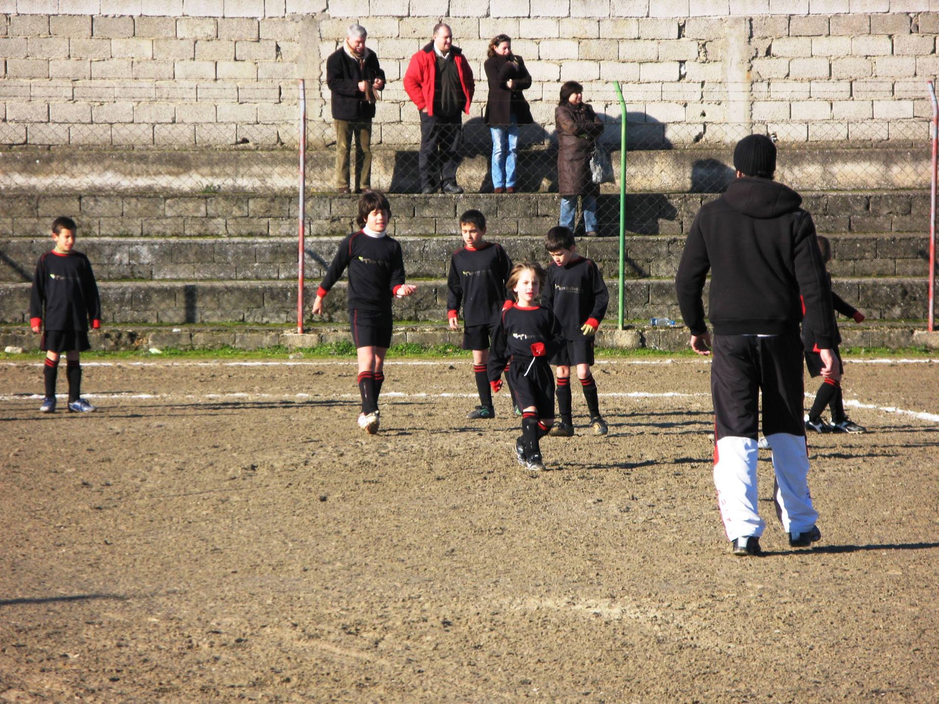 FORMAÇÃO DESPORTIVA FORMAÇON ÇPORTIBA L G.D.Sendin tamien faç formaçon çportiba, cun l’apoio de la Câmara i…