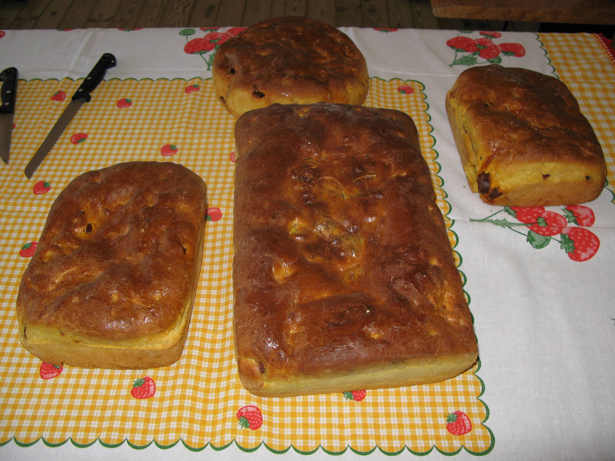 DIA DE PÁSCOA DIE DE PÁSCOA Mais un anho i mais un die de reunion de las familhias i de l rebibir de las…