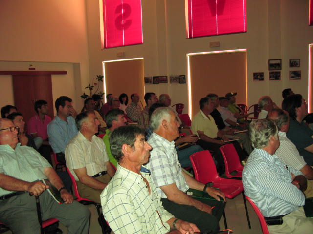 JORNADAS DE VITICULTURA - JORNADA TÉCNICA LA CULTURA DE LA BINHA I DE L'OULIBAL Ne l segundo die de las…