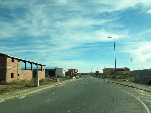 A ZONA INDUSTRIAL DE VIMIOSO LA ZONA ANDUSTRIAL DE BOMIOSO Tamien Bomioso tem yá la sue zona andustrial i l…