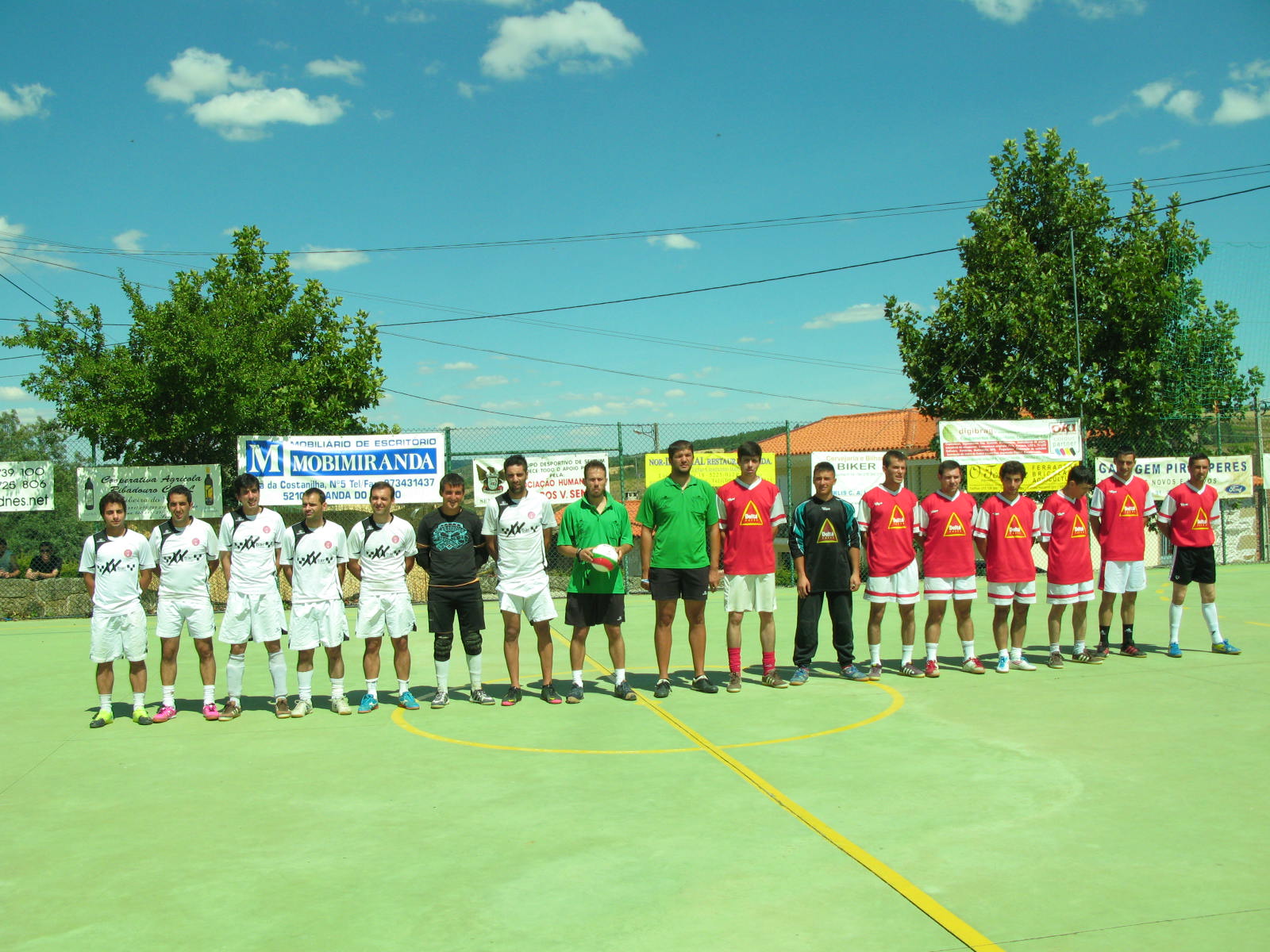 AMBORAS DE L PRAINO ATANOR jogo 3º-4º lugares Aguias de Vimioso equipa de Palaçoulo La maratona de FUTSAL fui…
