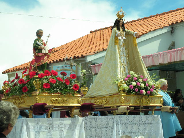 CONSTANTIM SENHORA DA LUZ SENHORA DE LA LHUÇ Ne l último fin de sumana de Abril ye la romarie anternacional…