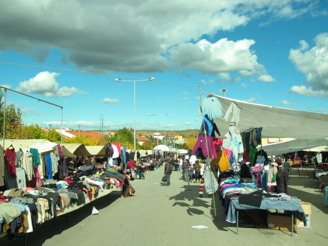 SENDIM ABRIU A FEIRA DOS "GRAZES"
