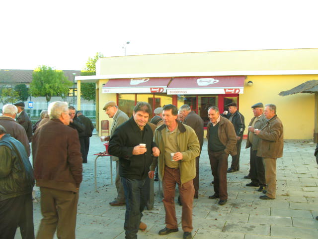 SENDIM ONTEM HOUVE CASTANHAS ASSADAS NOS BOMBEIROS EM SENDIM Lagar de azeite deu as castanhas, Cooperativa…