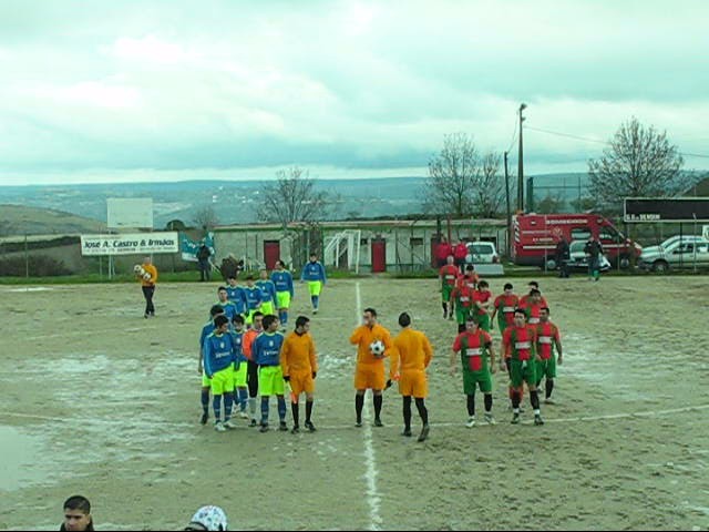 NOTÍCIAS - 9 DE JANEIRO FUTEBOL SENDIM – 1 TALHAS - 5 Aqui ainda o Sendim tinha 11 O senhor que decidiu o…