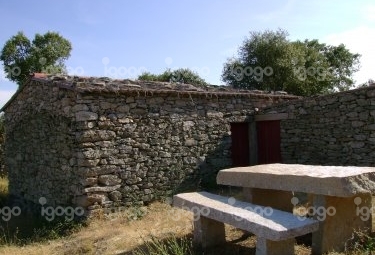 VALE DE ÁGUIA - MIRANDA DO DOURO PROJECTO IBÉRICO REABILITA 18 ESPAÇOS NATURAIS NO NORDESTE TRANSMONTANO Vale…