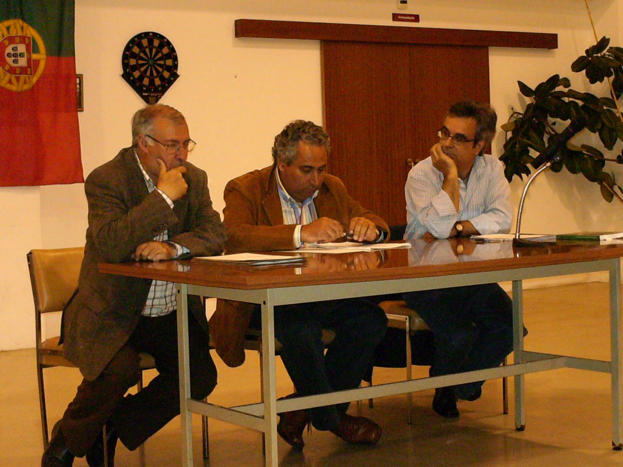DESENVOLVIMENTO INTEGRADO ZAMBOLBIMIENTO ANTEGRADO Ampeçórun hoije ls debates subre l zambolbimiento…