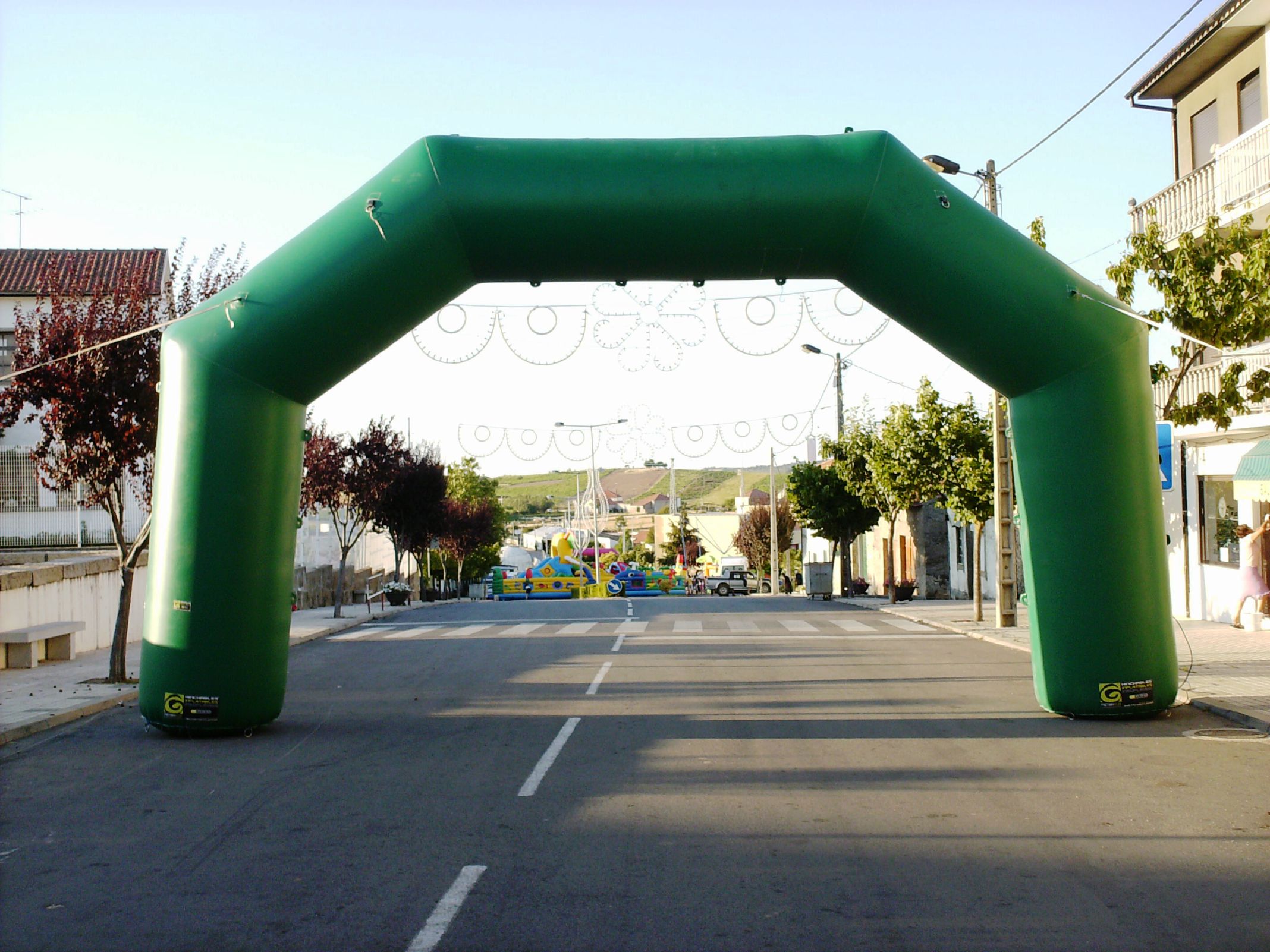 OS INSUFLÁVEIS LS ANSUFLABLES Un de ls melhores adbertimientos que traírun ls mordomos de la fiesta de Santa…