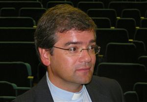A DIOCESE MIRANDA-BRAGANÇA TEM NOVO BISPO JOSÉ MANUEL GARCIA CORDEIRO Foi nomeado Bispo da diocese…