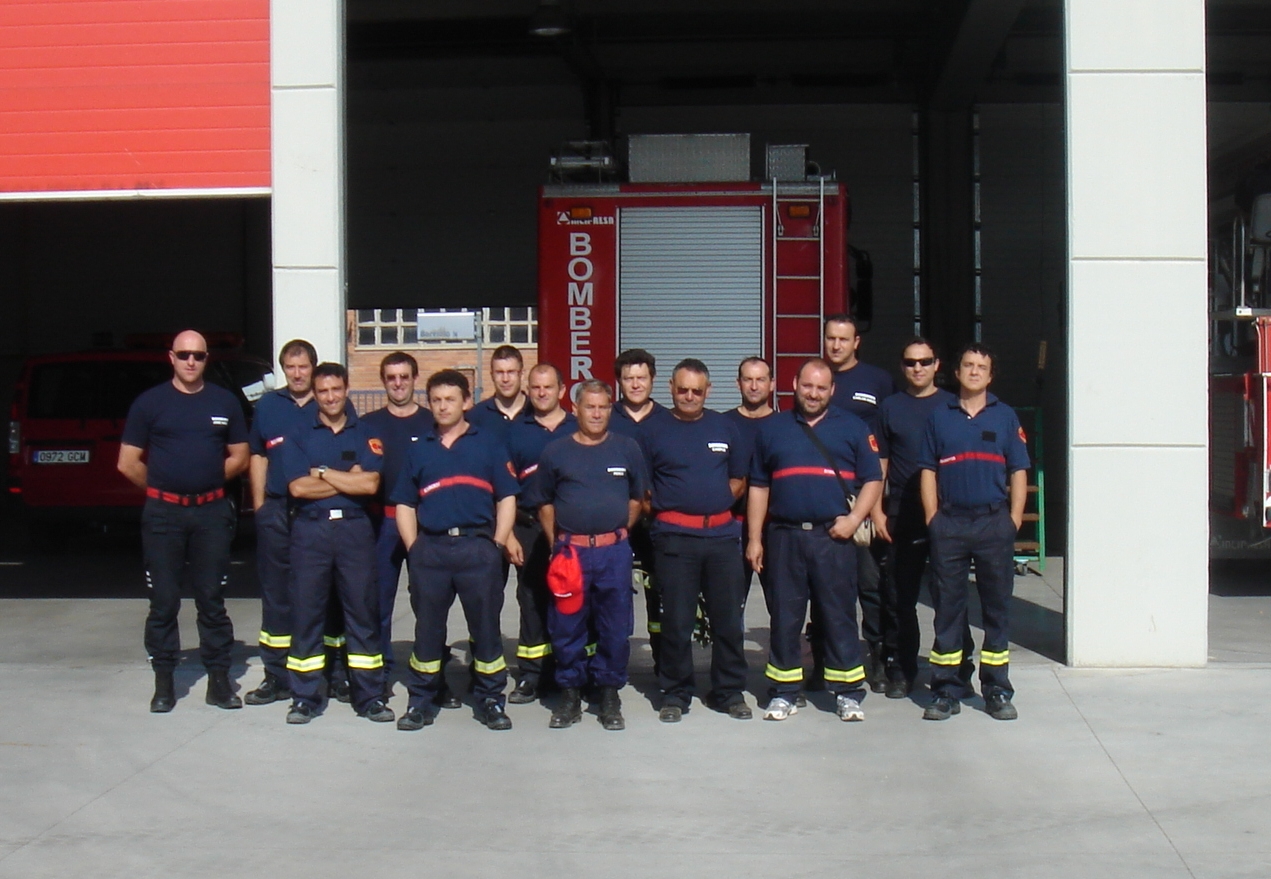 FORMAÇÃO TAMBÉM SE PROCURA -1 FORMAÇON TAMIEN SE PRECURA-1 Quien quier ser de ls melhores ten que fazer por…