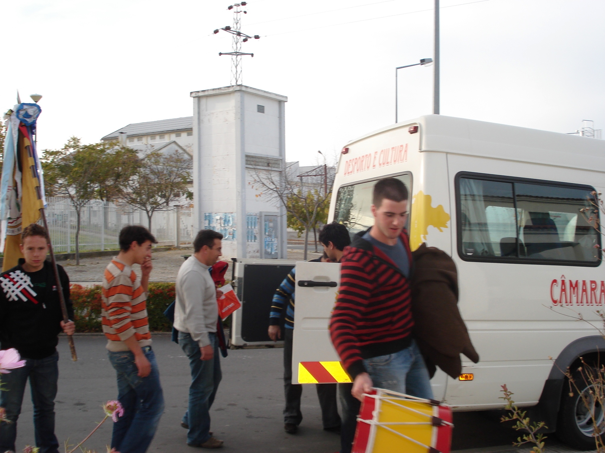 NOTÍCIAS DESTE FIM DE SEMANA NUOBAS DESTE FIN DE SEMANA Sábado ls pauliteiros de Sendin fúrun a Pontevedra…