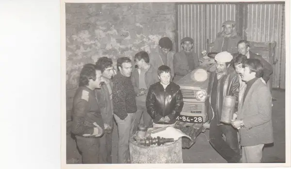 Marcelino com gorra