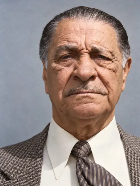Dr. Raposo