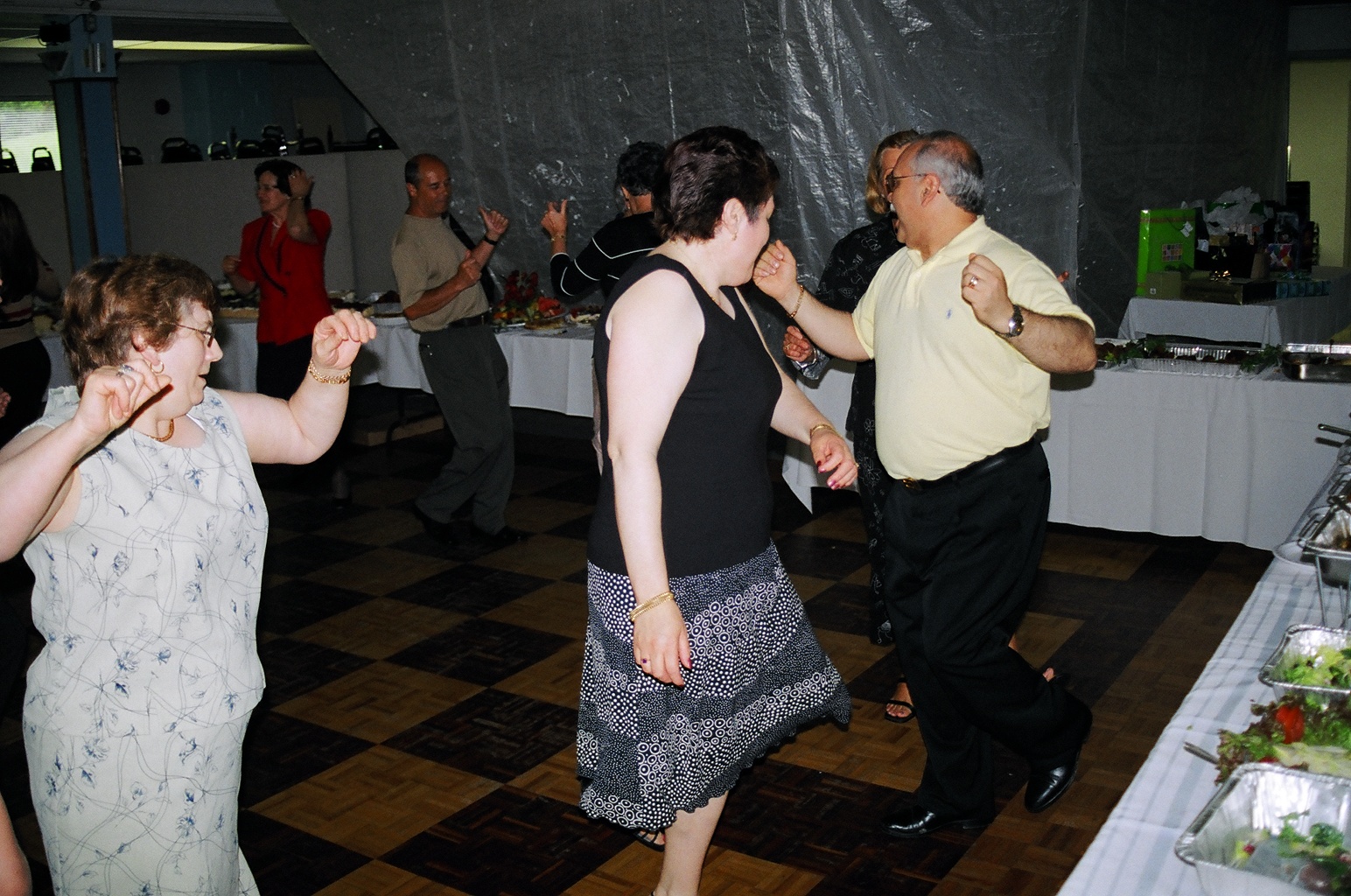 dancando o vira do minho