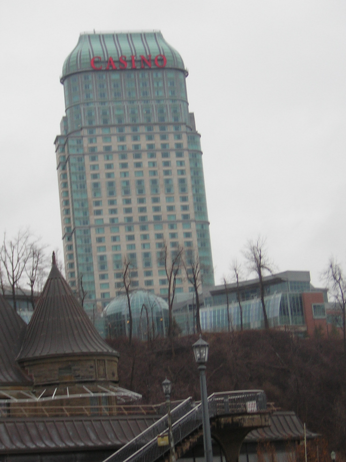 Aqui mostra o predio do Casino por fora