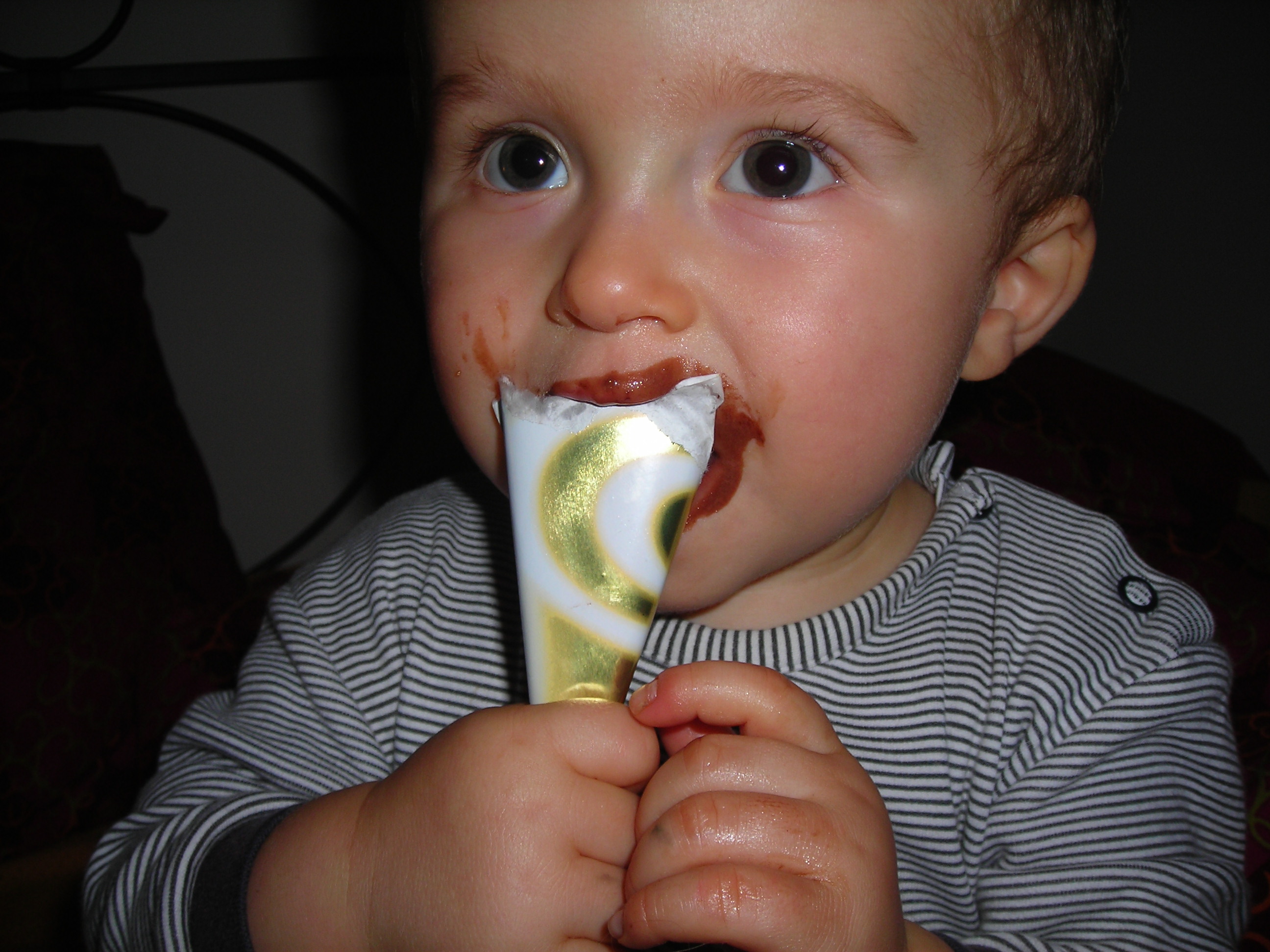 Que bom! comi um corneto de chocolate !