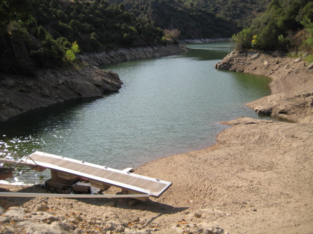 Em Sendim a plaxa esta a vista sem agua