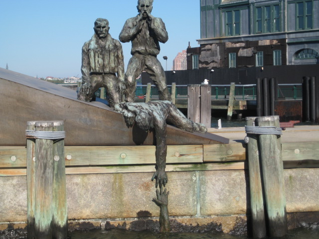 monumento dos Marinheiros quando foi a segunda guerra mundial