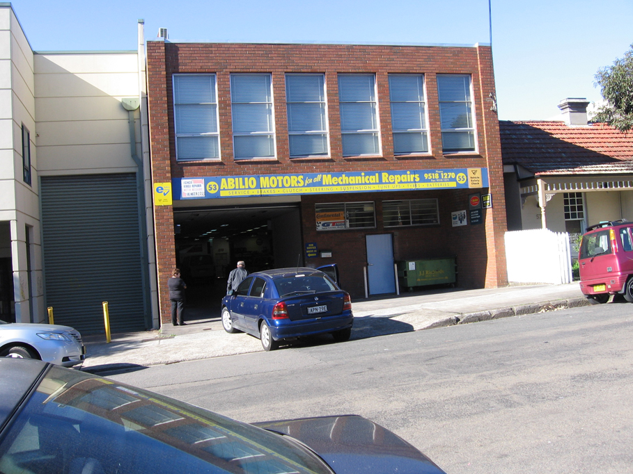 uma garagem de carros de um Sendines em Sydney
