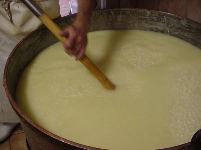 A preparaçao para fazer um bom queijo