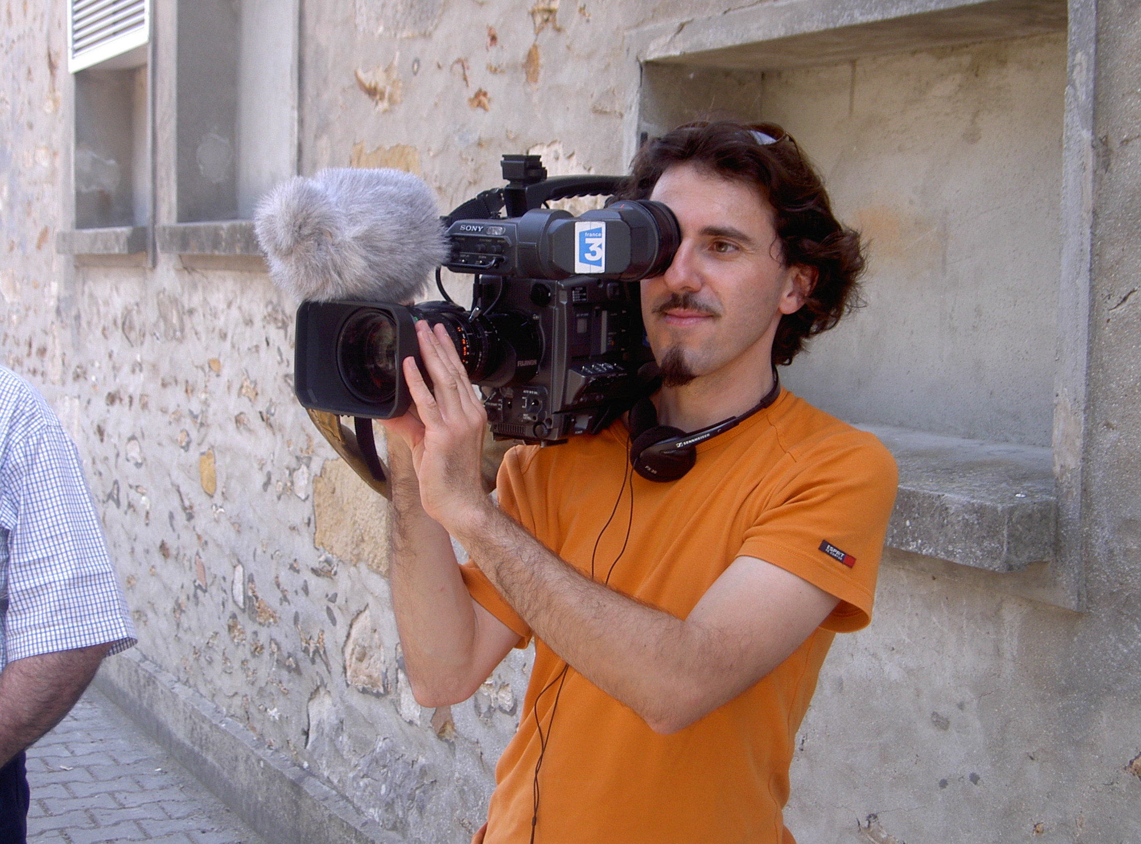 A televisao estava presente, até falei e ele filmou me, para quem tiver a televisao francesa é no canal 3, no…