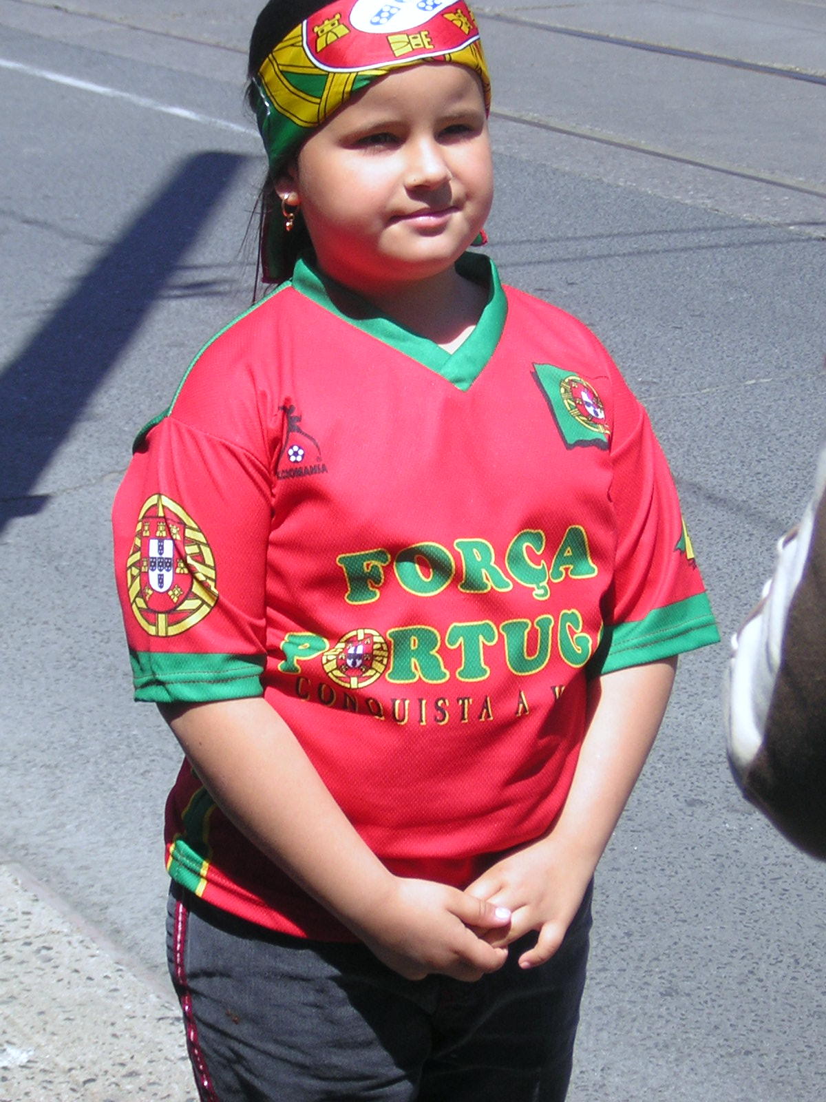 esta miuda esta a dar apoio a selecao portuguesa
