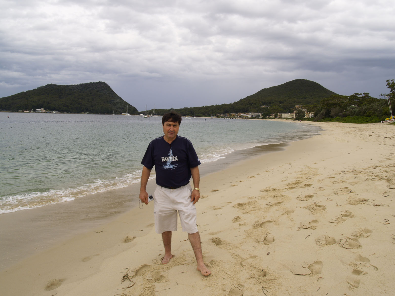 um Sendines a passar ferias en praias Australianas