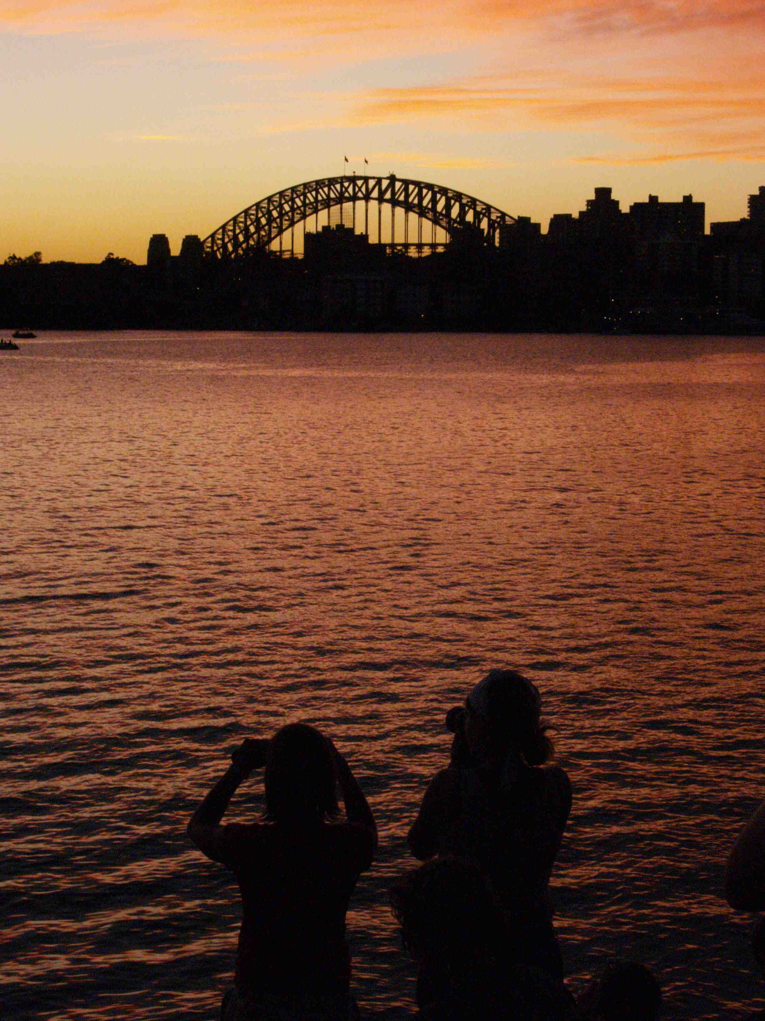 a ponte de sydney a noitecer...