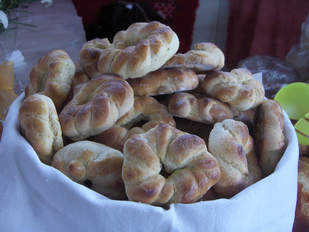 I las rosquilhas pa la percion de l folar...