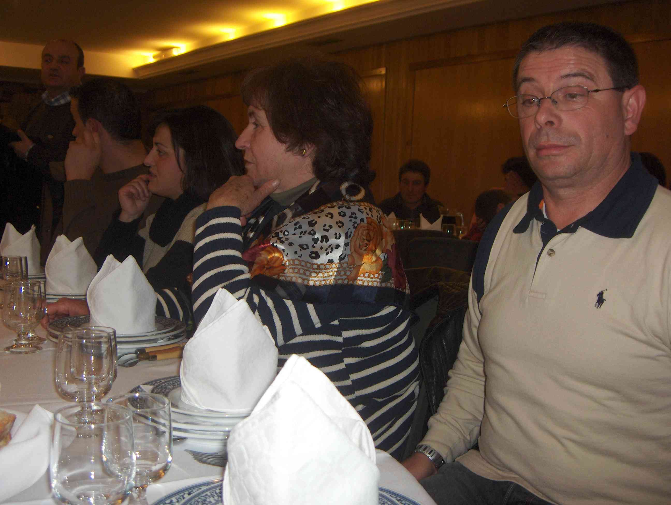 Onte a la nuite fui la cena de Natal de l'associaçon de dadores de sangre de Sendin...