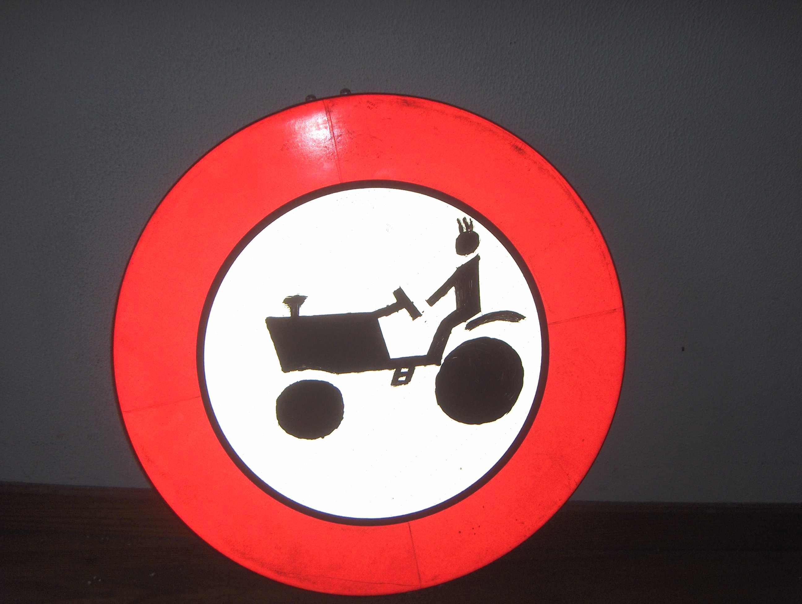 Nun bai a faltar: Sinales cun tratores...