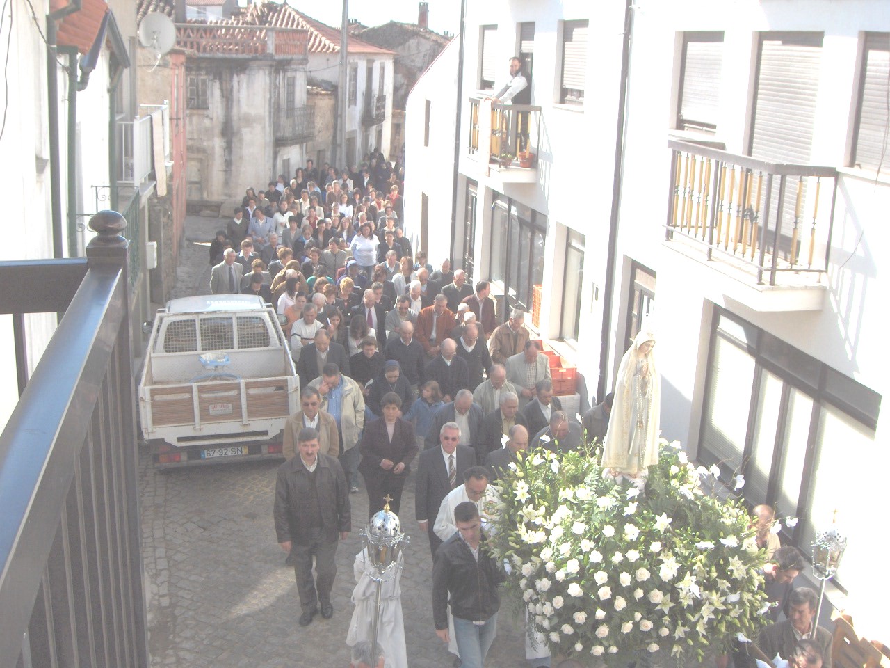 I apuis a la persion de Nuossa Senhora de Fátima.
