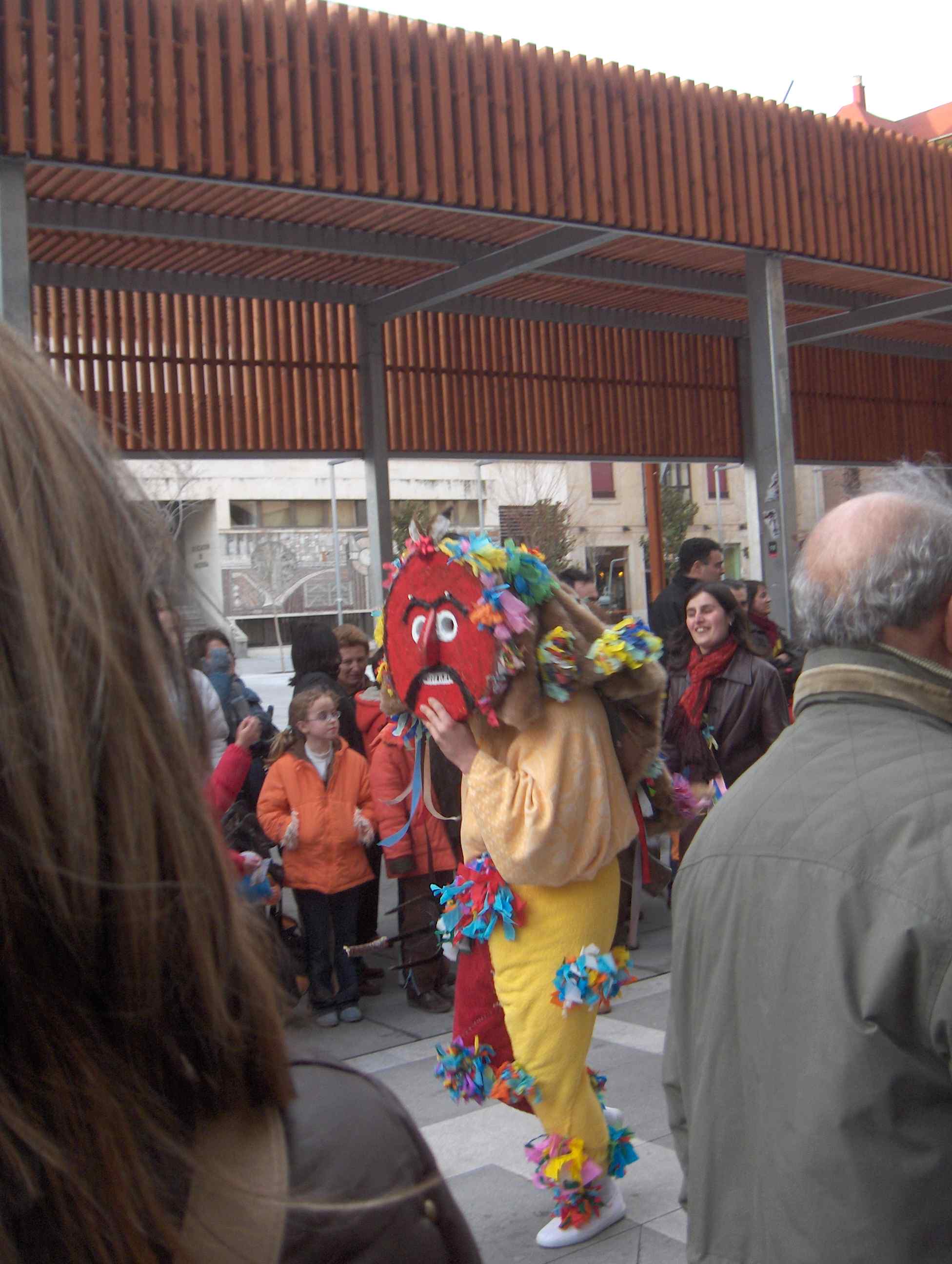 Stában repersentadas to las tradiçones de la porbíncia de Zamora. Partecipában muitas aldés...