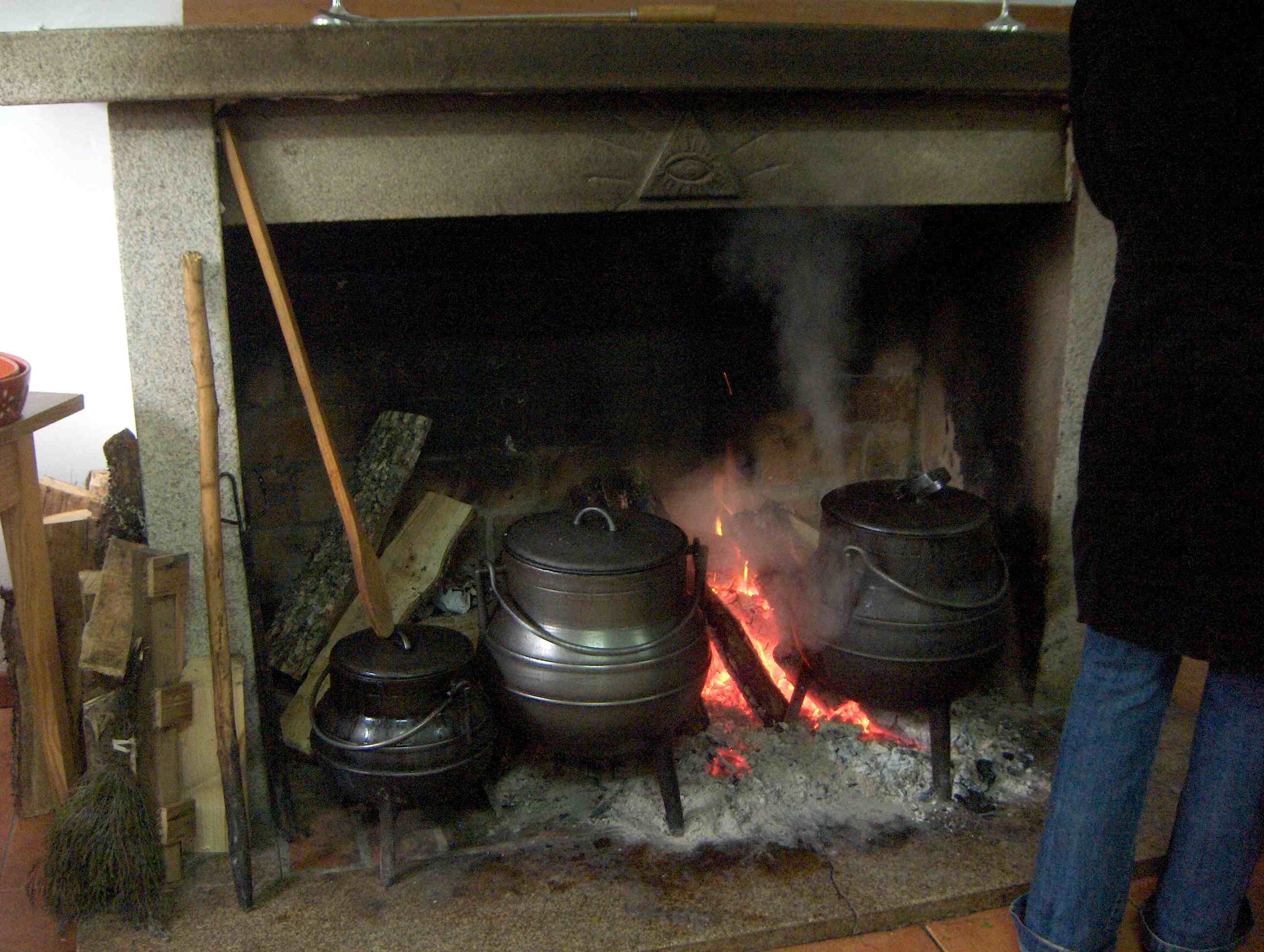 Yá bistes estas panelas que mode de ferber!... Algue cousa háden tener an drento, mintiras nun seran...