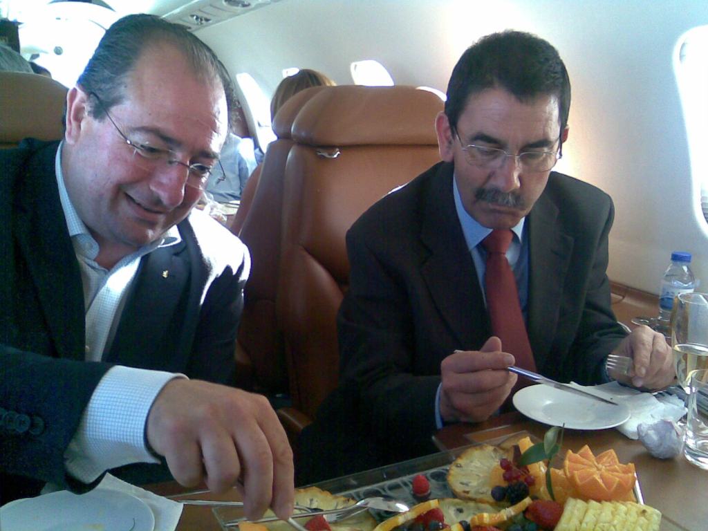 Quando yá bulbiemos, drento de l tal abionico, de l buono i de l melhor, nada faltou...
