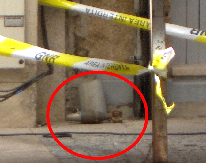 Yá me telifonou tanta giente por cousa de la bomba... aqui teneis la bomba... tenei cuidado que bos puode…