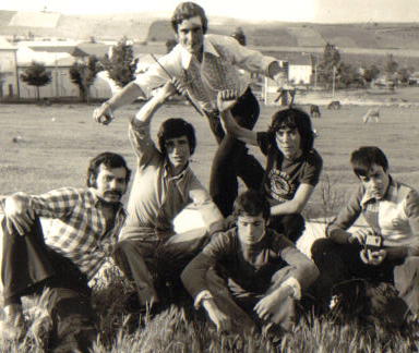 foto de jovens da Vila de Sendim em 1973