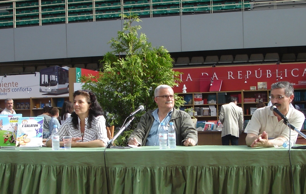 O professor Amadeu Ferreira defendeu na Feira do Livro do Porto que a língua mirandesa é um património…