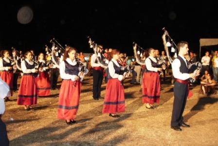 Gaiteiros no recinto do Festival Intercéltico de Sendim em Agosto de 2006