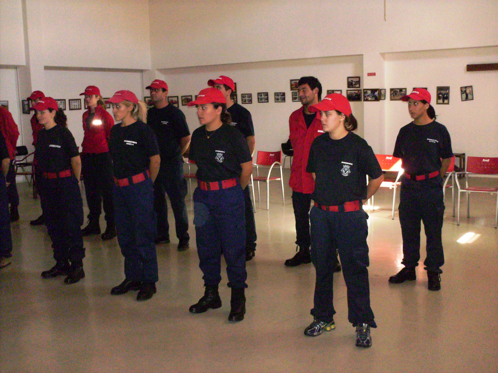 O grupo dos novos bombeiros