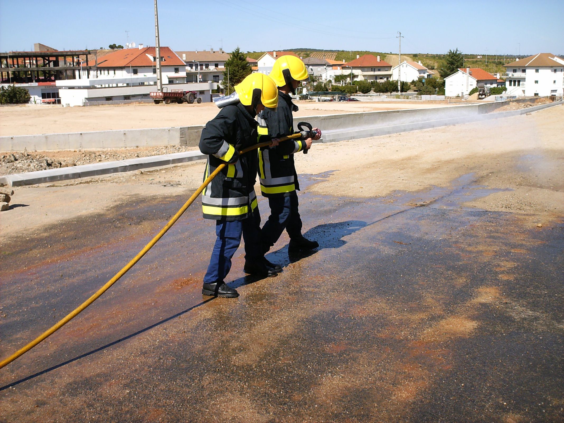 Bombeiros em acção
