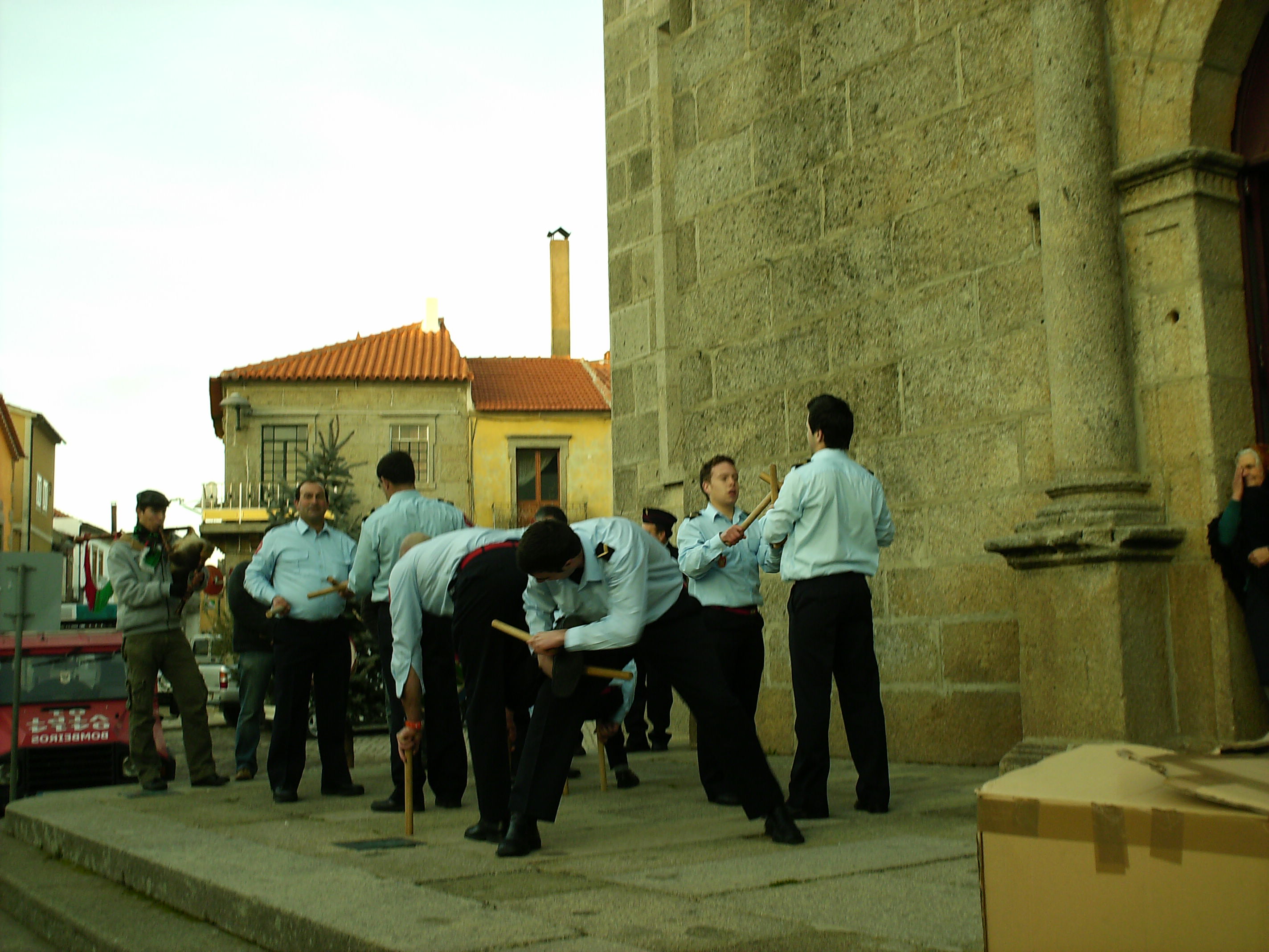 Pauliteiros dos bombeiros na festa de S. Sebastião 2008