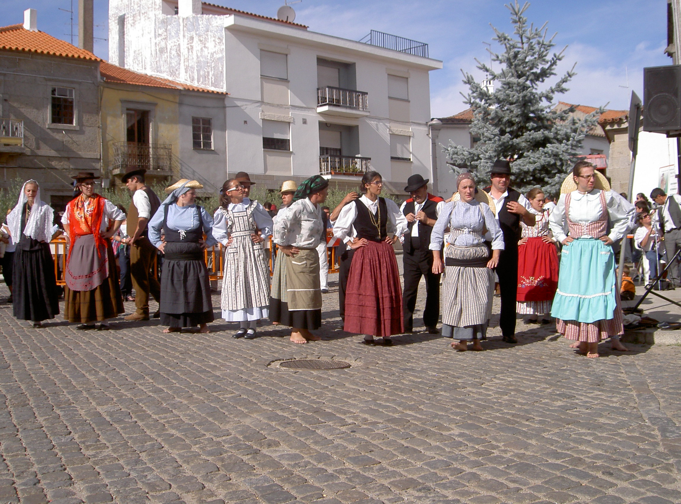 quinto festival de ranchos de sendim